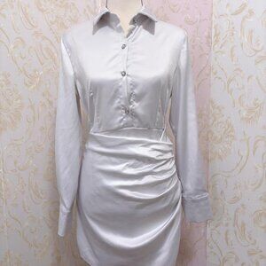 Elegant White Satin Mini Dress with Diamond Buttons & Side Zipper – Long Sleeve,